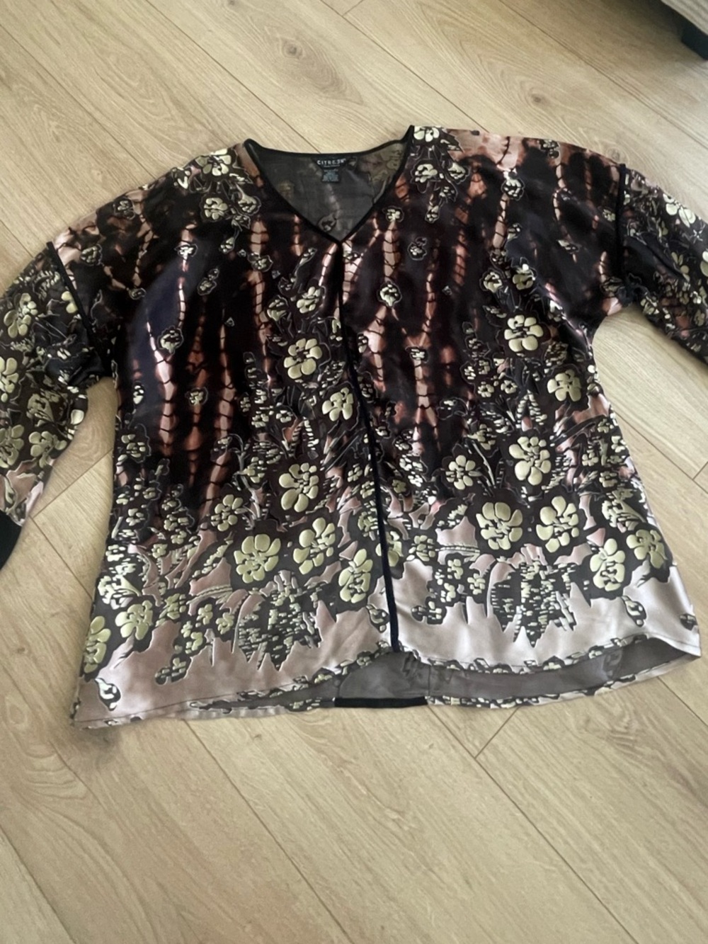 Vintage CITRON Santa Monica size XL Women's Floral silk  Blouse -